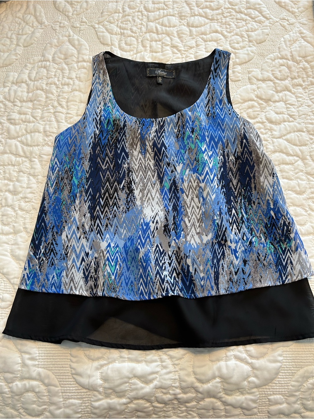 Status by Chenault Black Layered Chevron Print Tank Top - Blue/Black